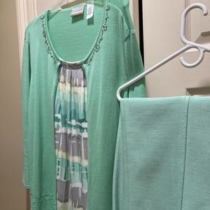 Sweater and pants set